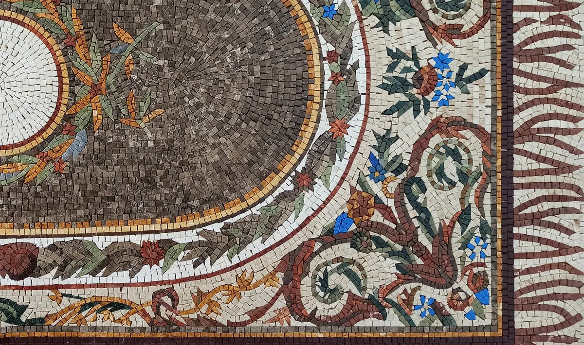 سجادة منقوشة بالزهور الملونة