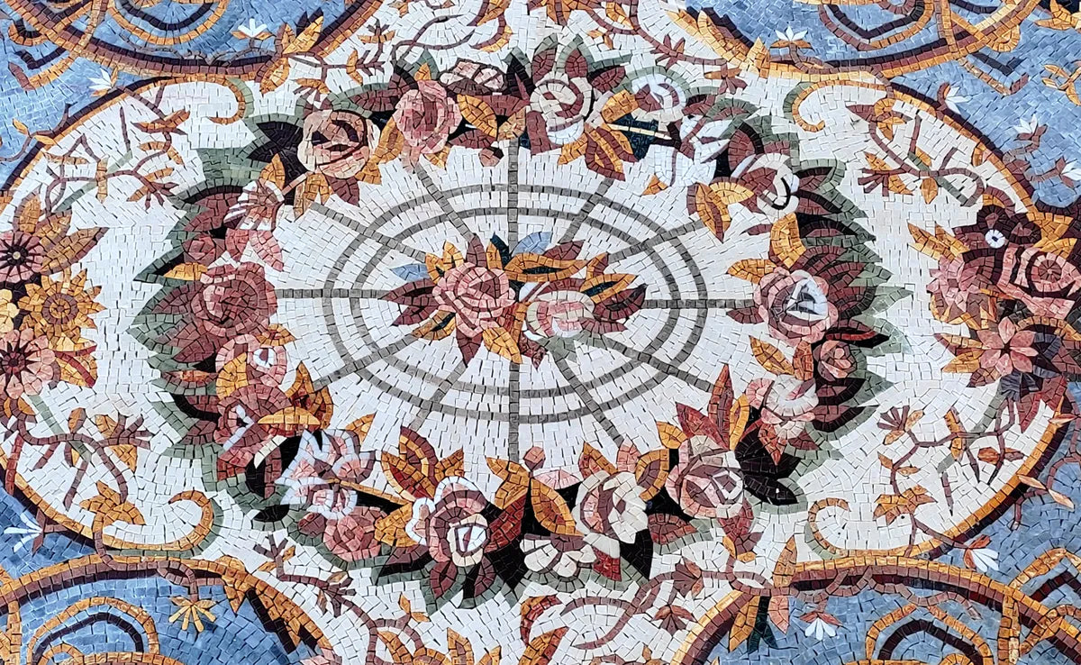 Dramatic Floral Patterned Rug